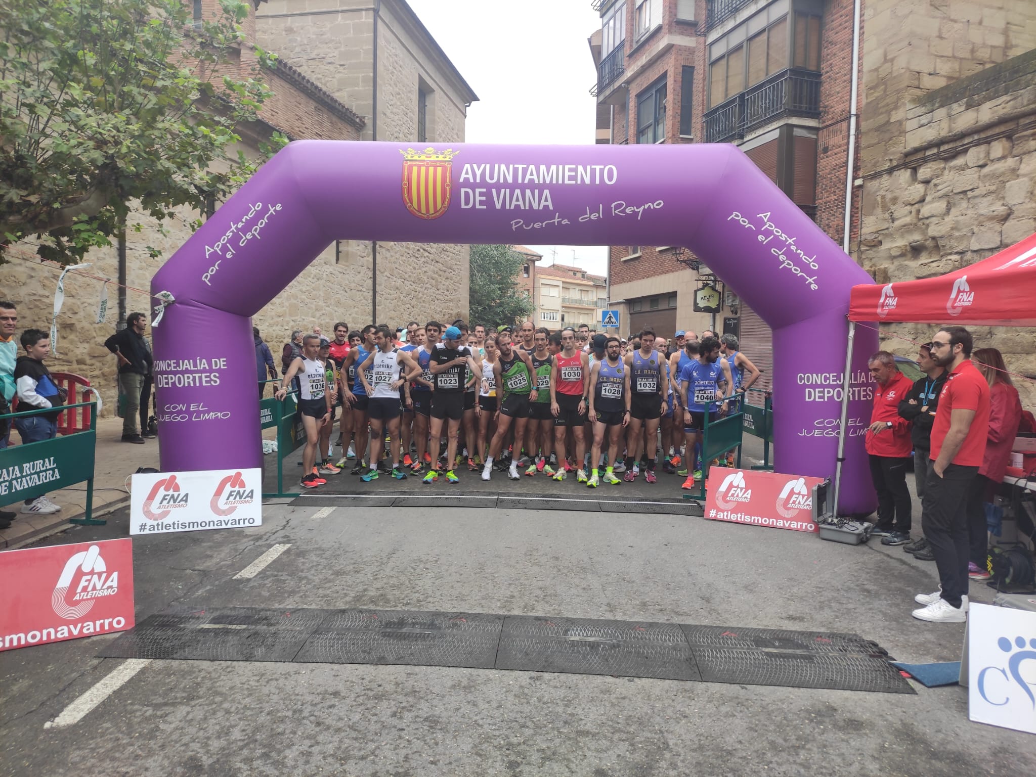 Llorens y Acebedo vencedores en Viana